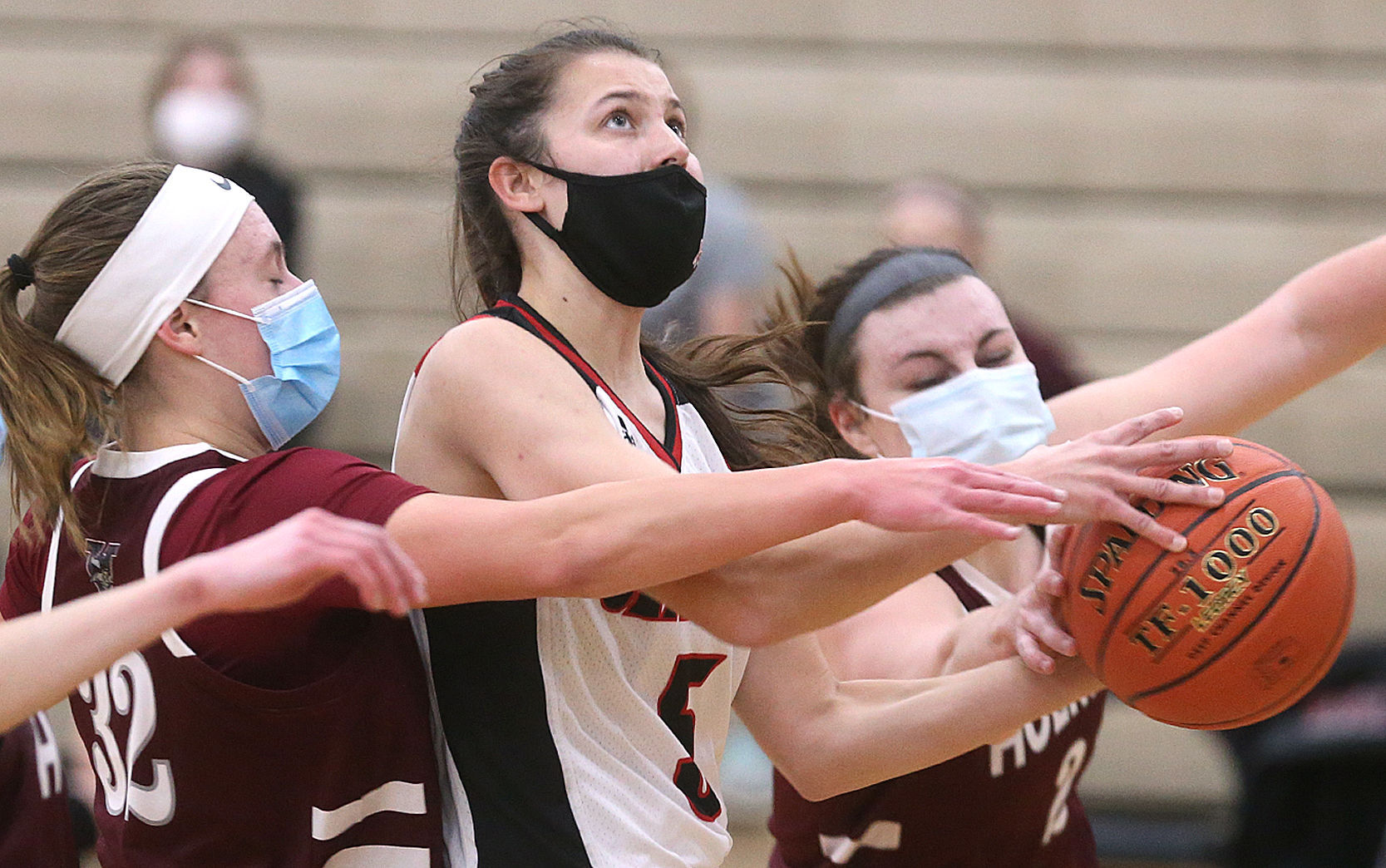 January 26: Holmen vs Central
